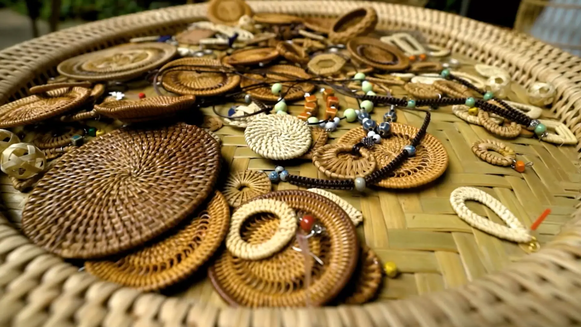 Mây tre Phú Vinh: Tiếp nối mạch nguồn truyền thống | Hà Nội đến để yêu | 13/12/2025